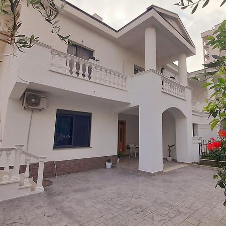Villa Kurti Дуррес Экстерьер фото